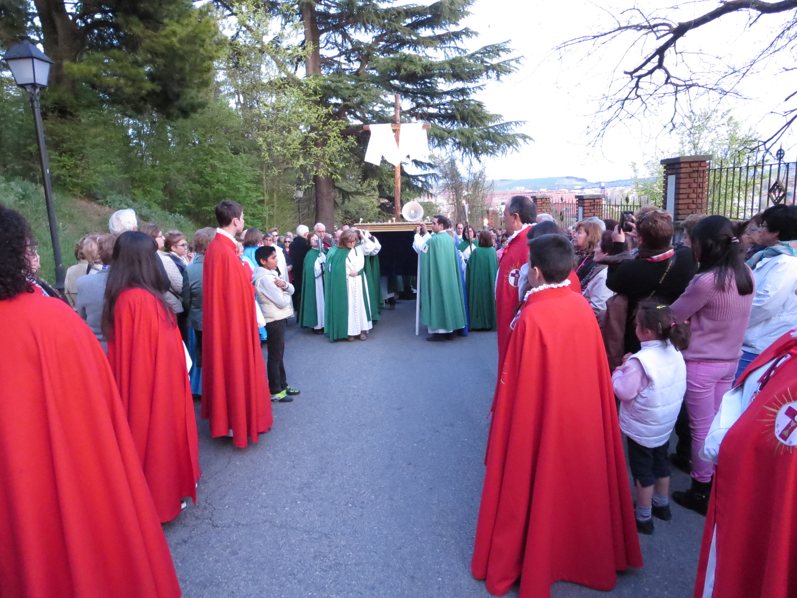 Antorchas para el Via Crucis del Castillo 1 via crucis castillo burgos