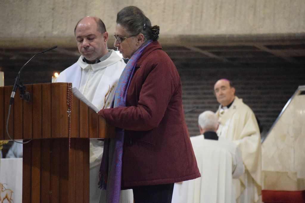 «Hay que pedir y merecer las vocaciones: el futuro está asegurado» 15 vida-consagrada-burgos15.jpg