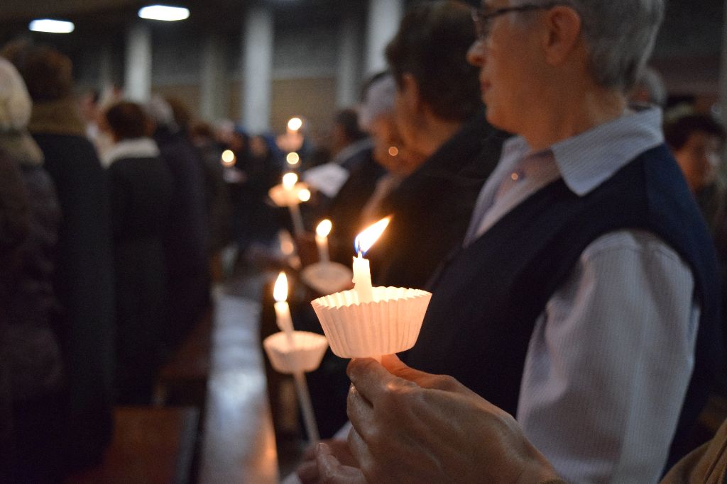 «Hay que pedir y merecer las vocaciones: el futuro está asegurado» 6 vida-consagrada-burgos6.jpg