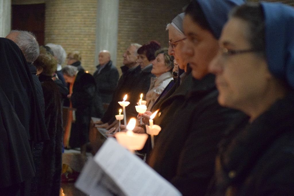 «Hay que pedir y merecer las vocaciones: el futuro está asegurado» 7 vida-consagrada-burgos7.jpg