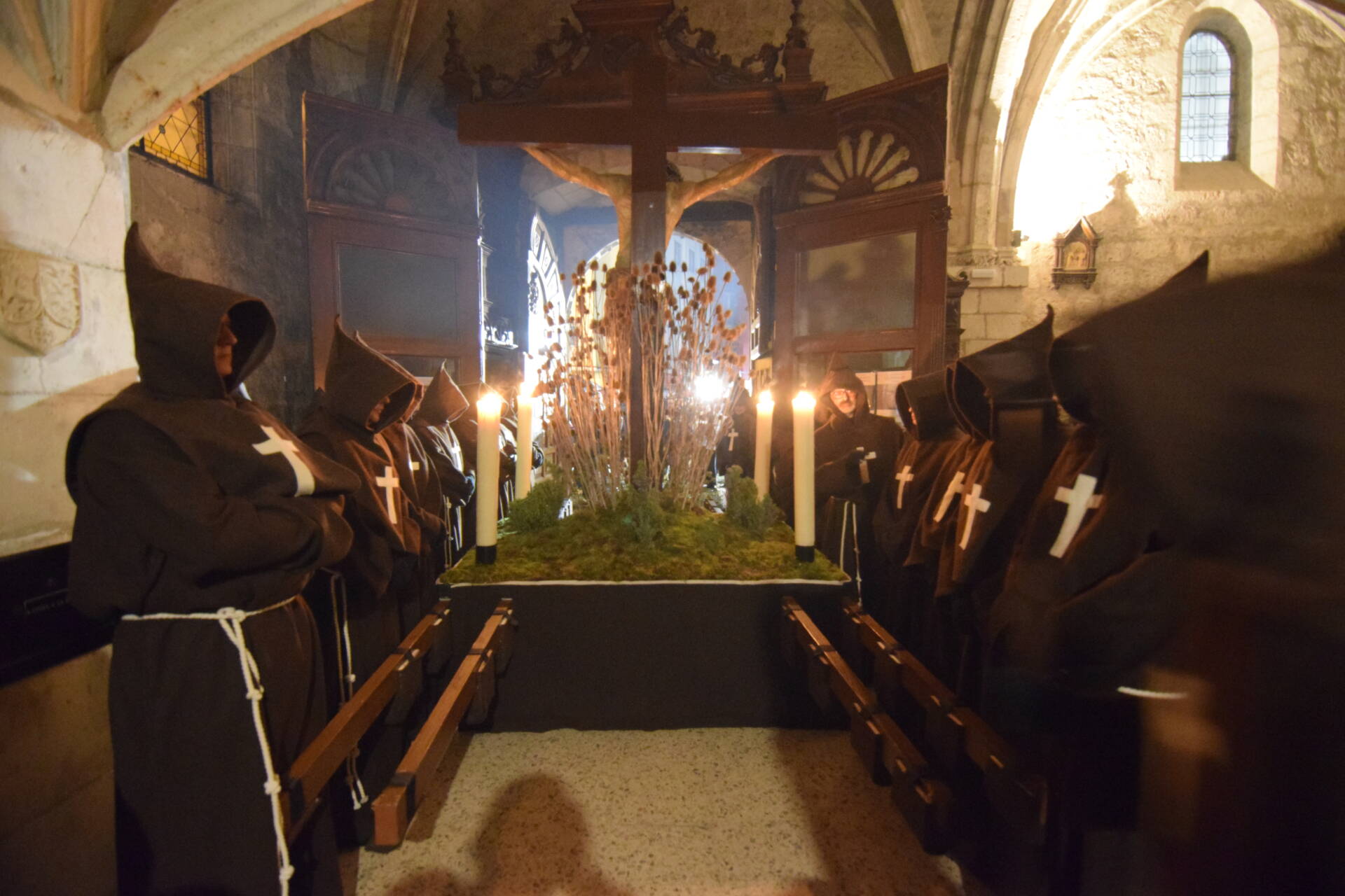 Viernes de Dolores, de silencio... y de lluvia 3 Viernes de Dolores procesión del Silencio Burgos