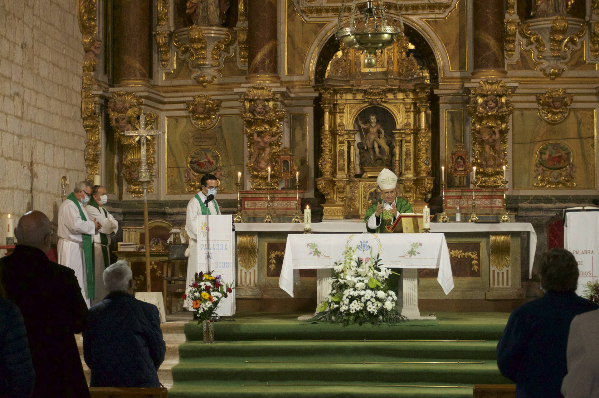 El administrador apostólico visita la parroquia de Villahoz 2 villahoz 2