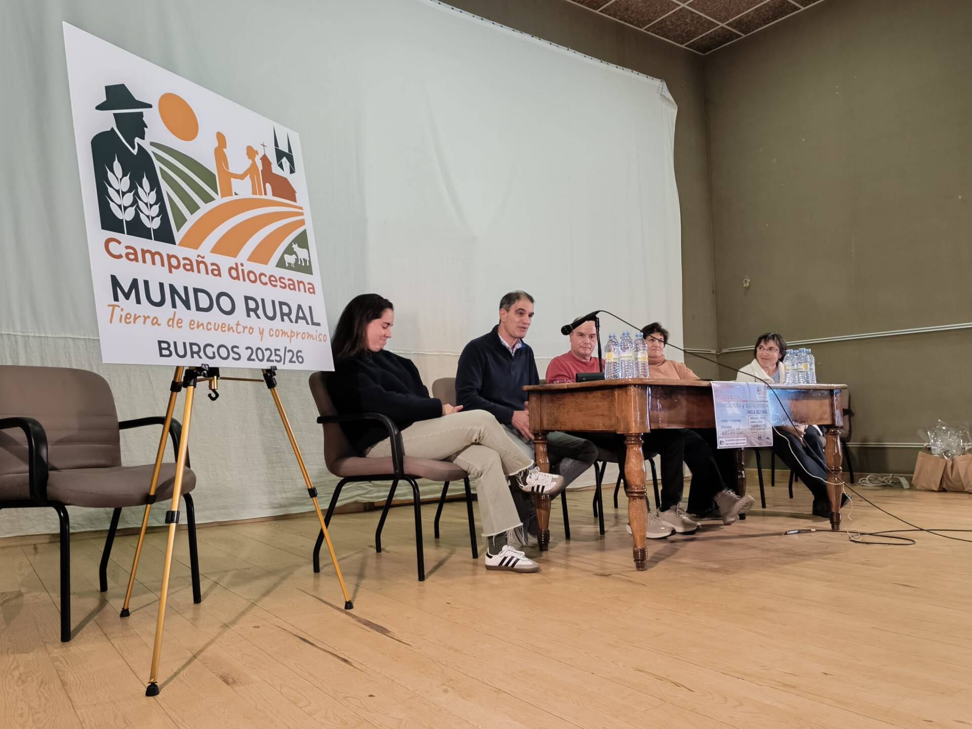 Villahoz acoge el primer encuentro de la Campaña Diocesana sobre el Mundo Rural 1 villahoz-encuentro-campana-diocesana-mundo-rural_01