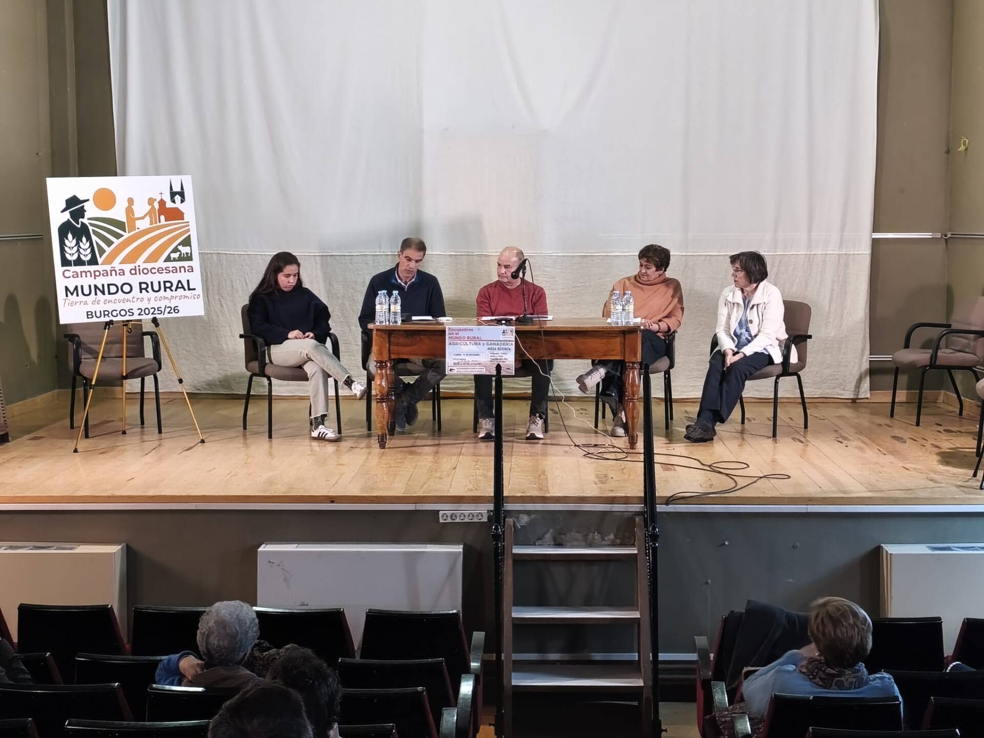 Villahoz acoge el primer encuentro de la Campaña Diocesana sobre el Mundo Rural 2 villahoz-encuentro-campana-diocesana-mundo-rural_05