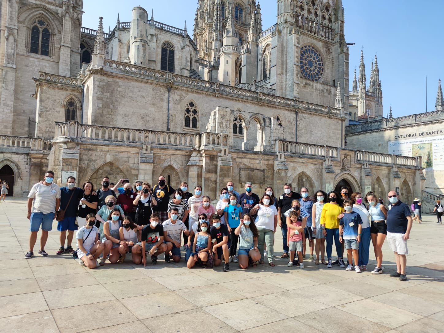 Más grupos peregrinan a la Catedral para celebrar el Jubileo 2 villalbilla catedral 2
