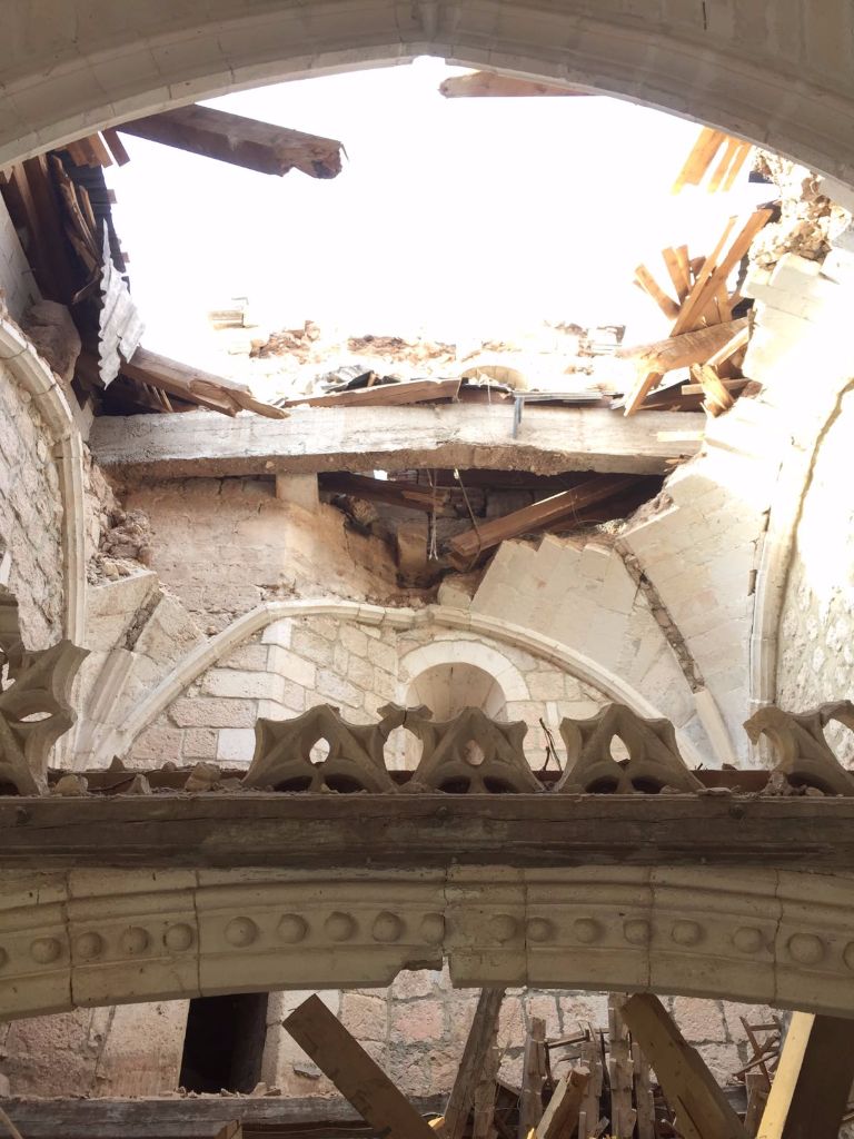 El fuerte temporal derriba la espadaña de la iglesia de Villangómez 2 villangomez-3.jpeg