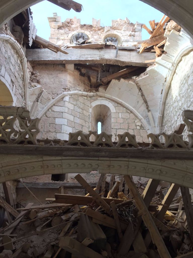 El fuerte temporal derriba la espadaña de la iglesia de Villangómez 3 villangomez-4.jpeg