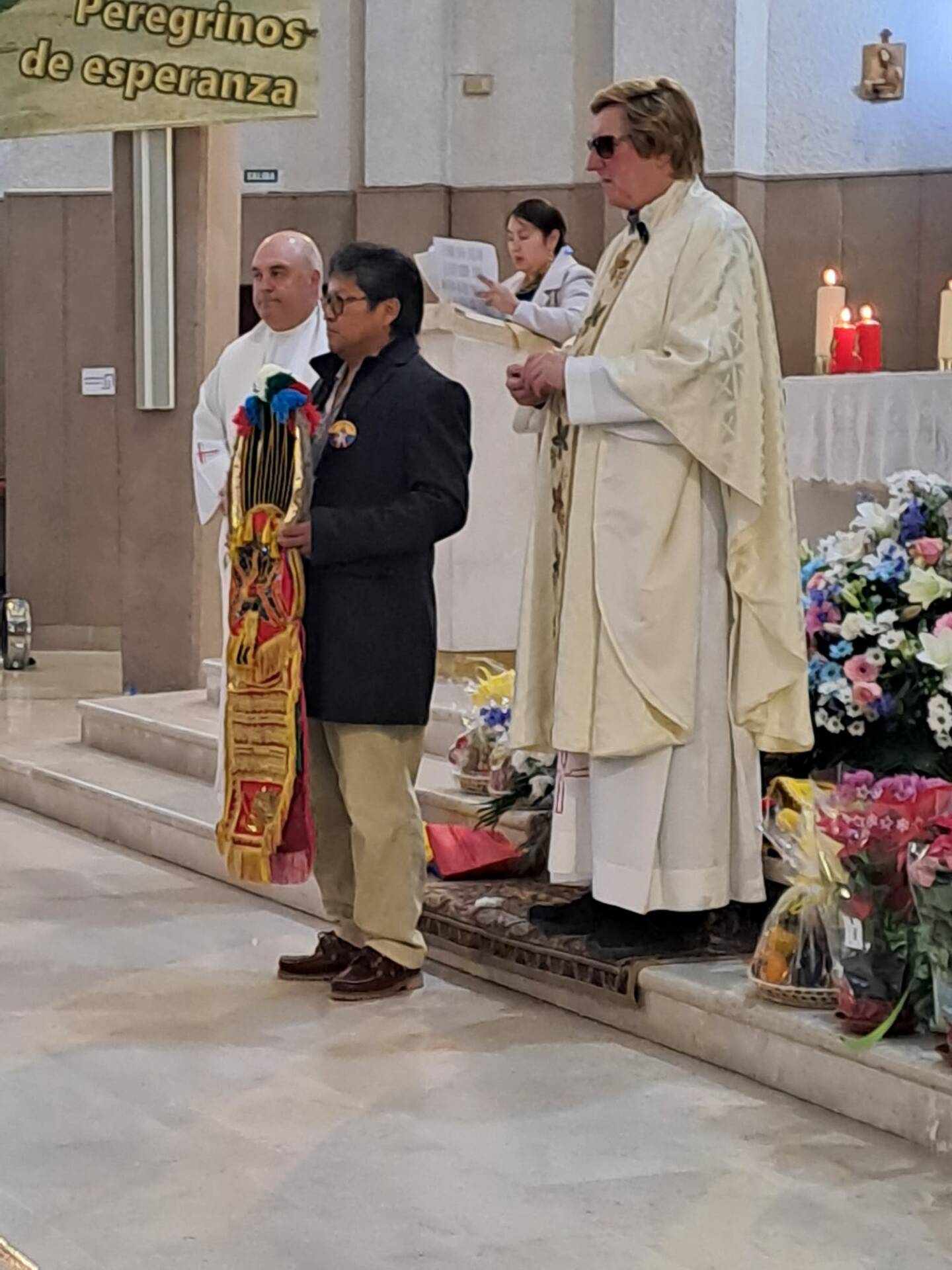 La comunidad ecuatoriana en Burgos celebra a la Virgen del Quinche 4 La comunidad ecuatoriana en Burgos celebra a la Virgen del Quinche