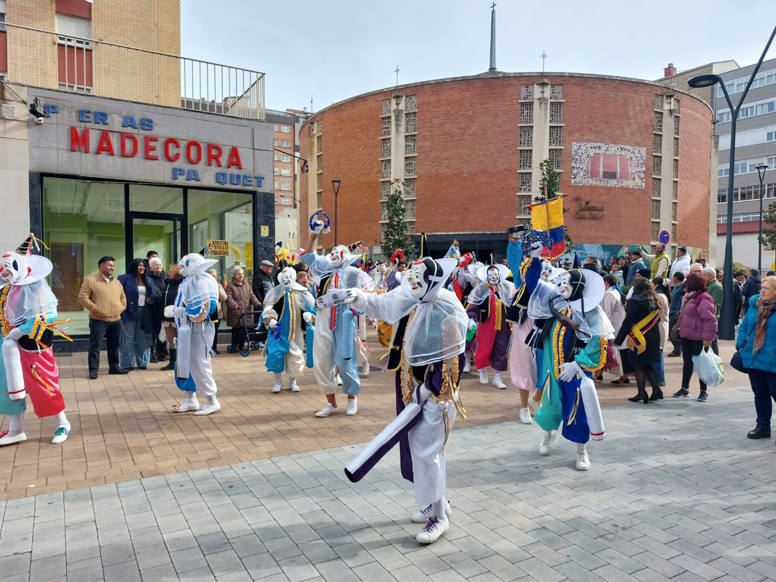 La comunidad ecuatoriana en Burgos celebra a la Virgen del Quinche 7 La comunidad ecuatoriana en Burgos celebra a la Virgen del Quinche