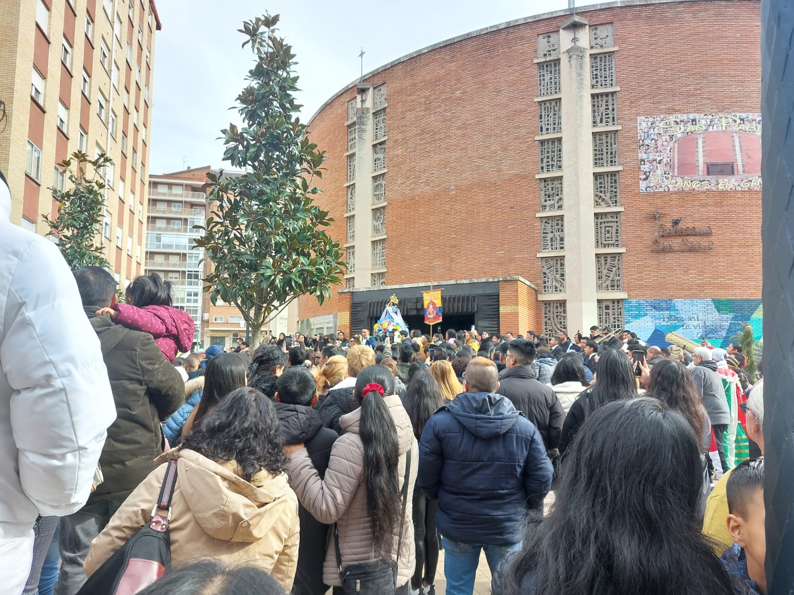 La comunidad ecuatoriana en Burgos celebra a la Virgen del Quinche 10 La comunidad ecuatoriana en Burgos celebra a la Virgen del Quinche