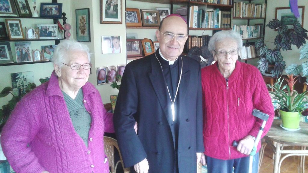 El arzobispo visita las parroquias de Trueba Norte y Sur 1 visita-pastoral-1.jpeg