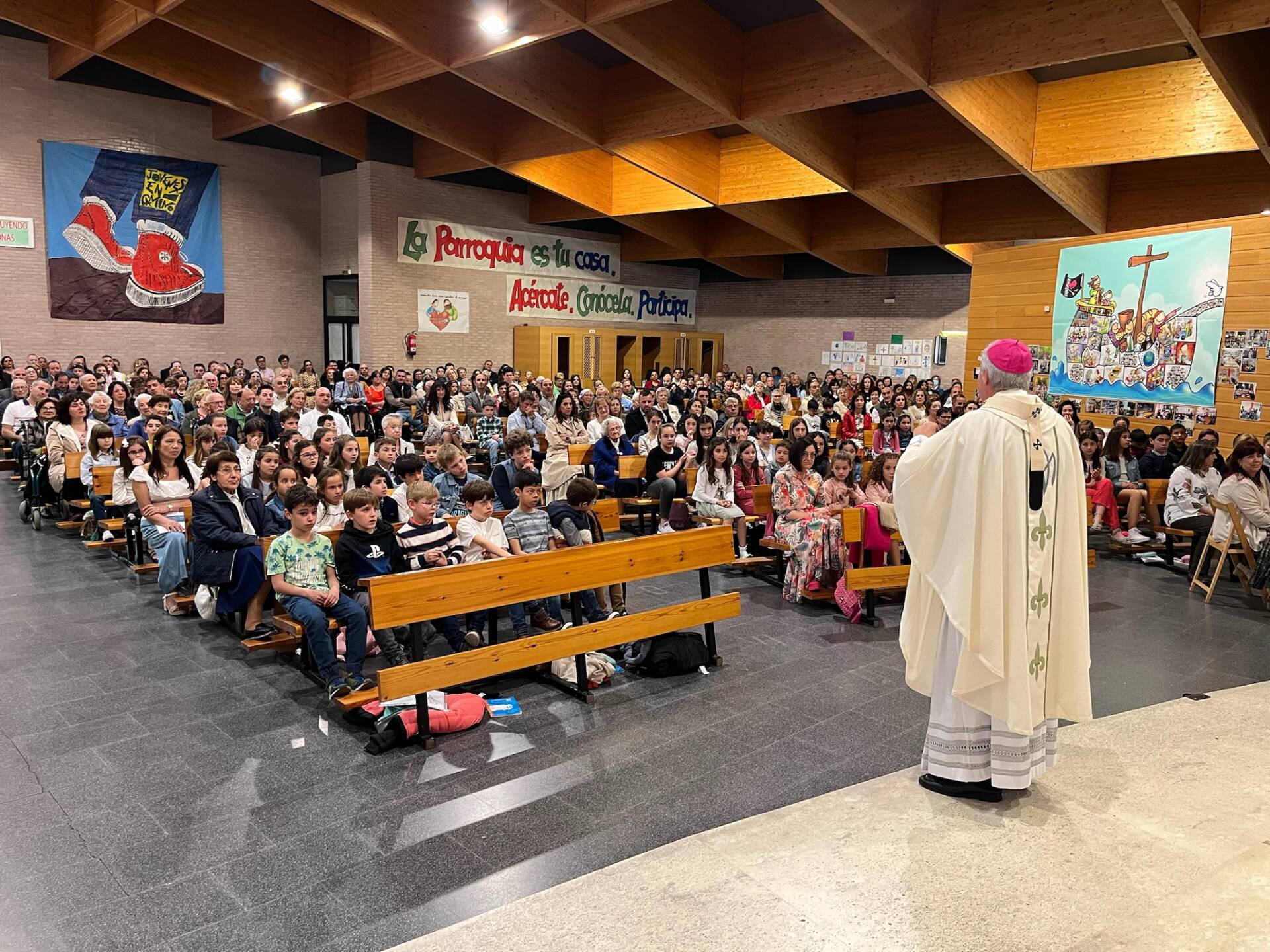 El arzobispo realiza la última parada de la visita pastoral en la Inmaculada 8 visita-pastoral-inmaculada_16