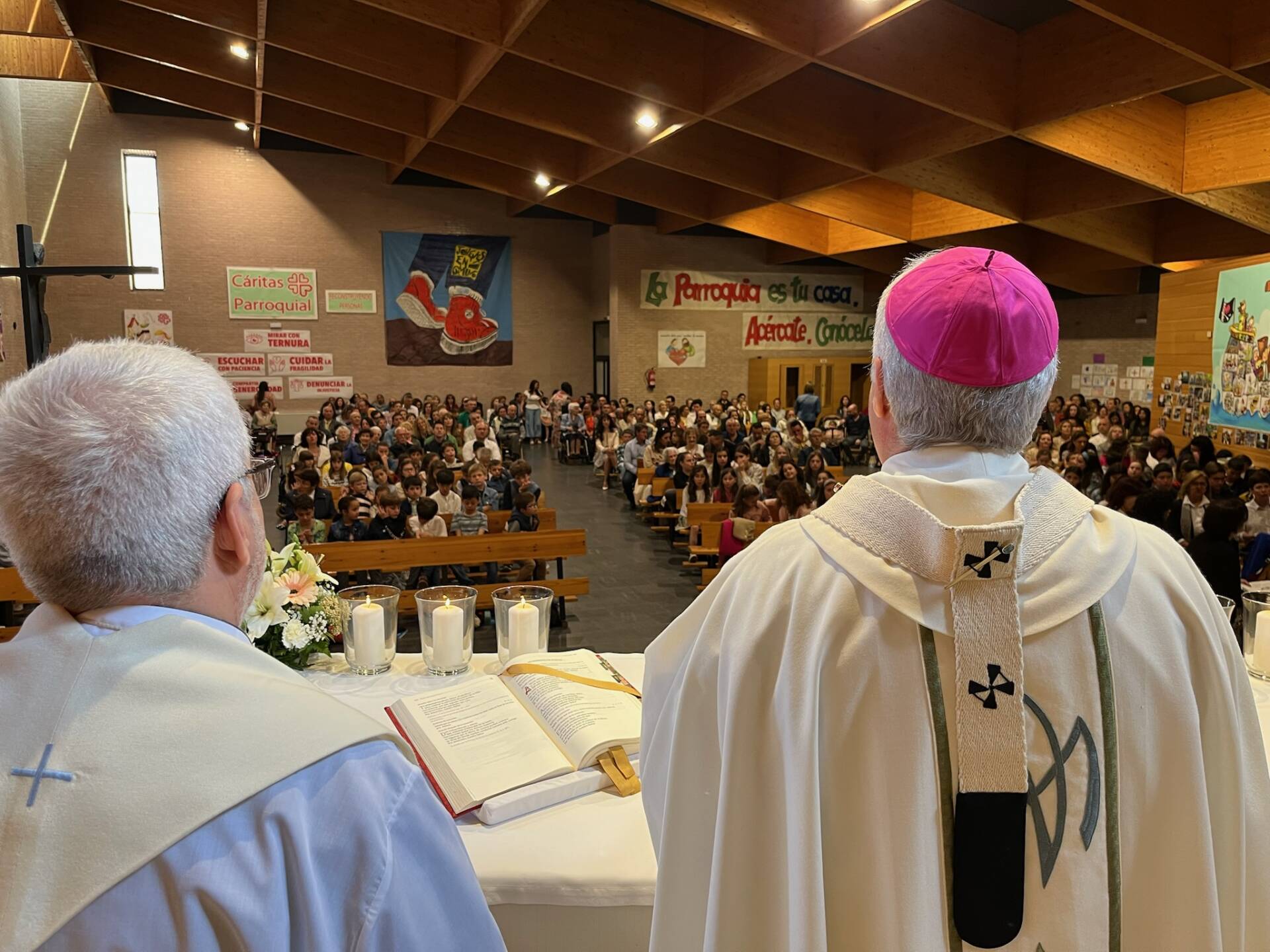 El arzobispo realiza la última parada de la visita pastoral en la Inmaculada 7 visita-pastoral-inmaculada_17