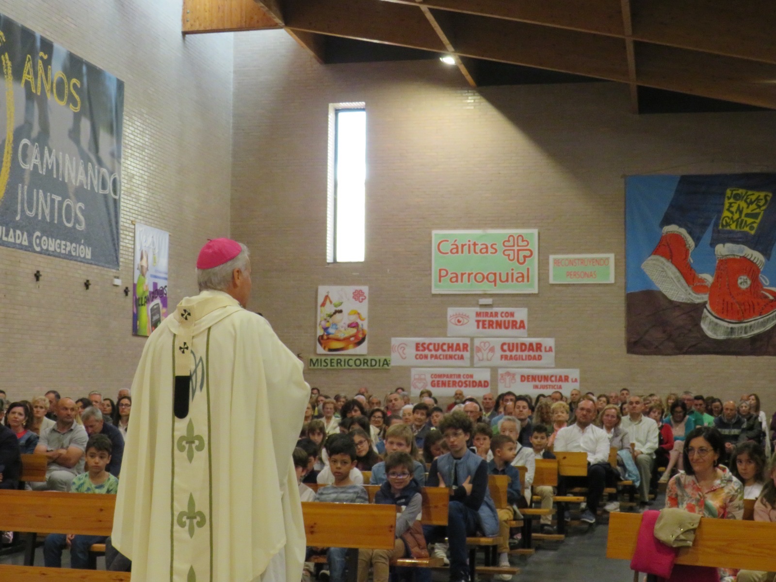 El arzobispo realiza la última parada de la visita pastoral en la Inmaculada 1 visita-pastoral-inmaculada_2