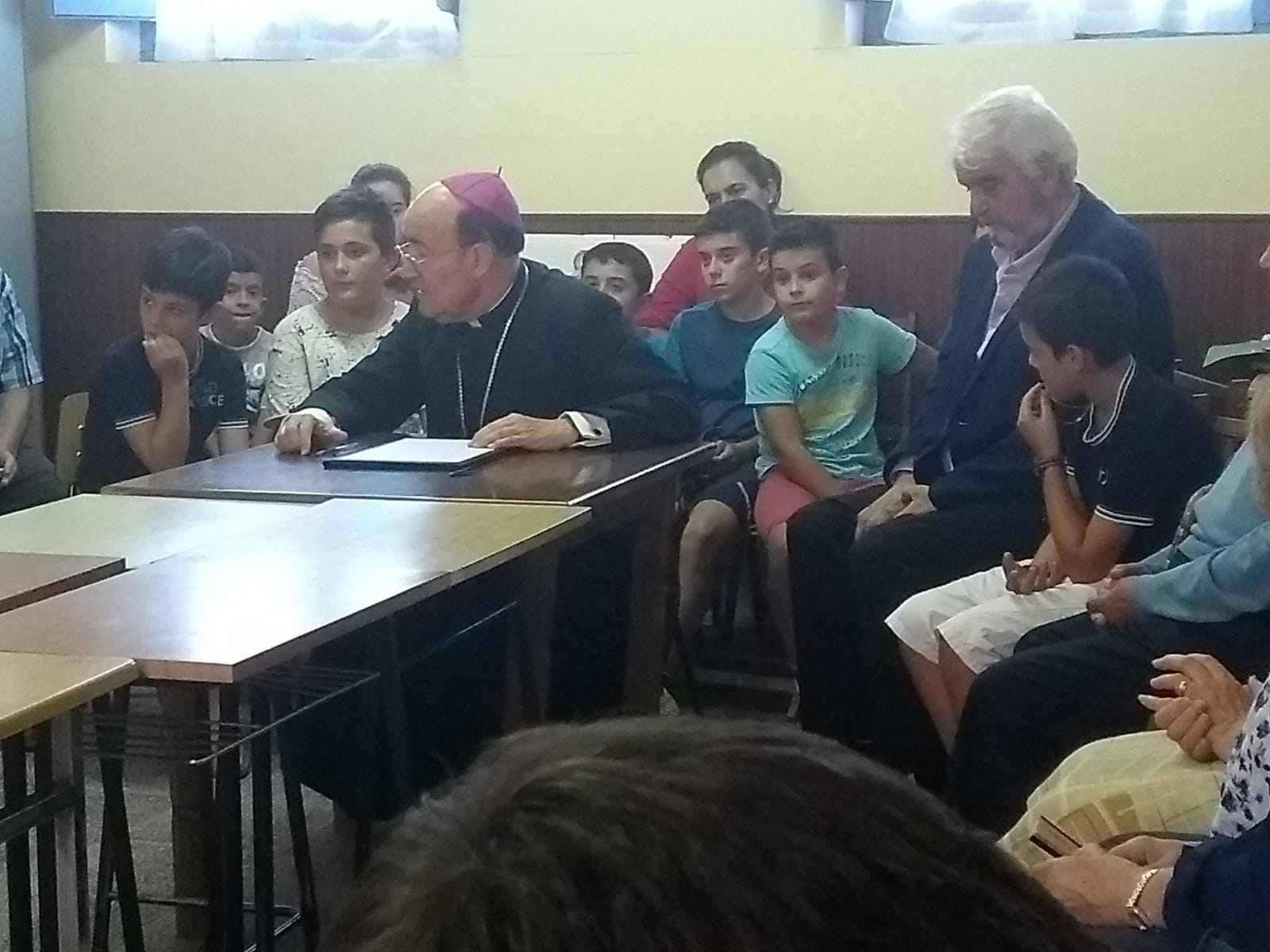 Don Fidel Herráez reanuda su visita pastoral a la diócesis tras el parón veraniego 6 visita pastoral rioseras 5