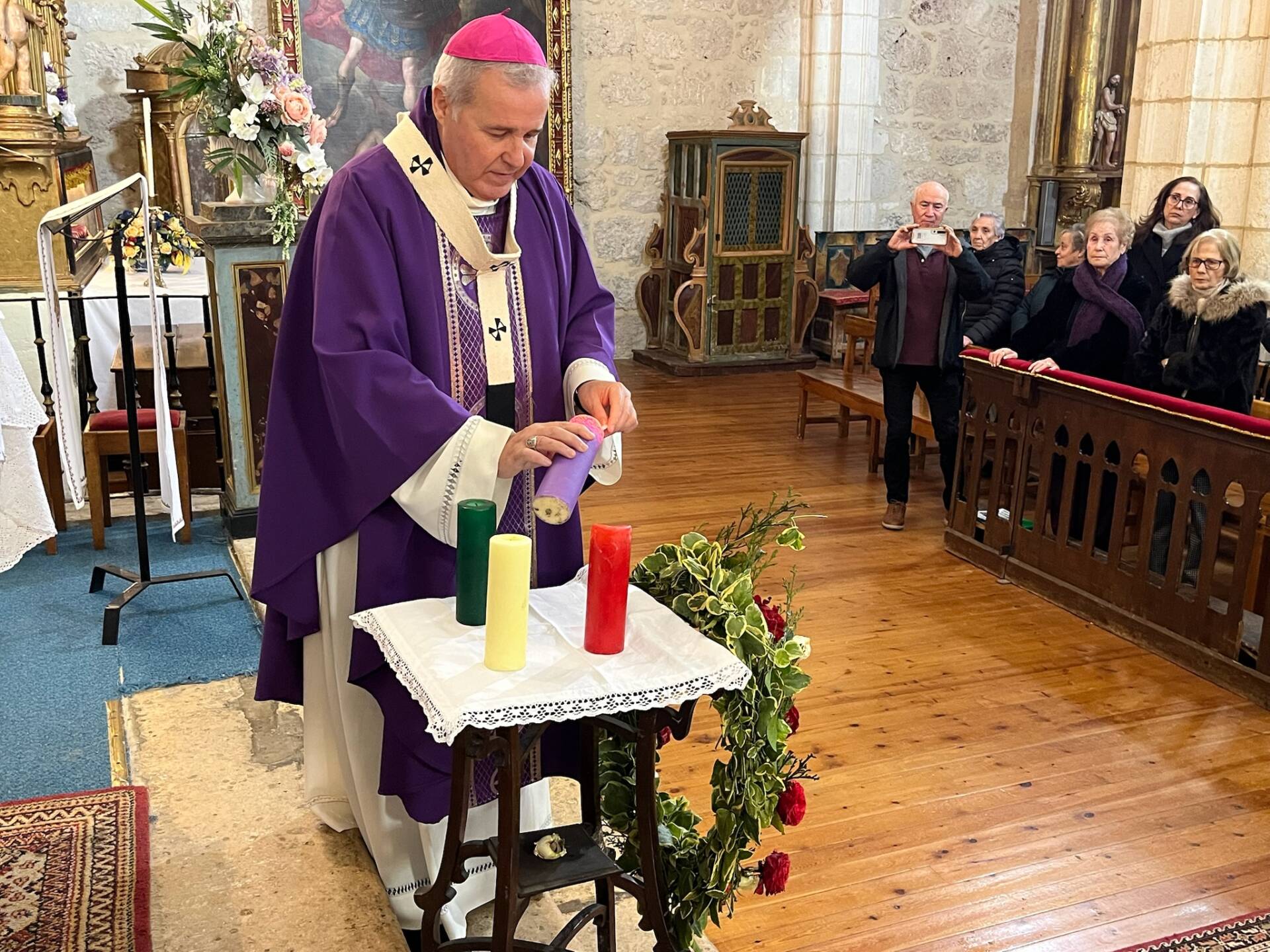 Mons. Iceta continúa con su visita pastoral en Villagonzalo Pedernales y Arcos de la Llana 6 Mons. Iceta continúa con su visita pastoral en Villagonzalo Pedernales y Arcos de la Llana