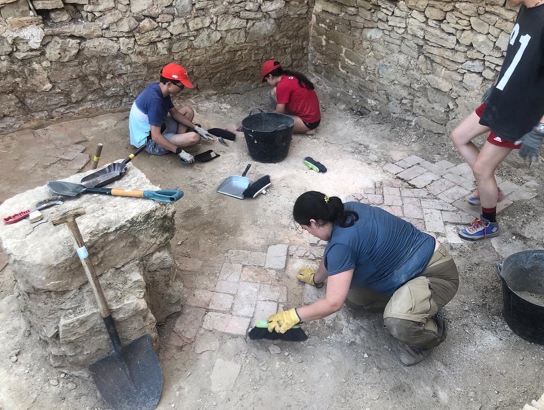 Avalancha de voluntarios para recuperar el monasterio de Rioseco 1 voluntarios Rioseco