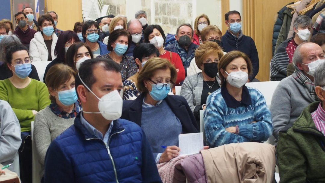 Cincuenta voluntarios se alistan en las filas de Cáritas 2 voluntarios cáritas