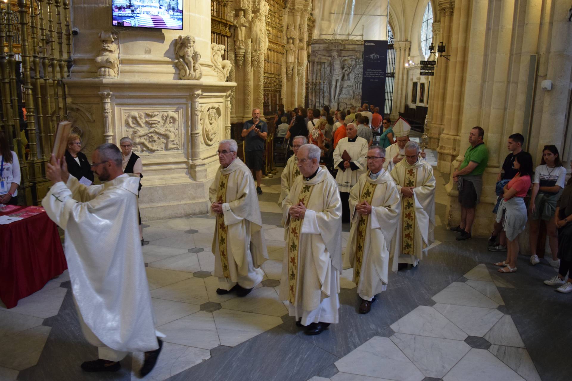 Burgos pide a Santa María la Mayor una sociedad «más justa, más acogedora y humana» 10 voto ciudad santa maria la mayor_1