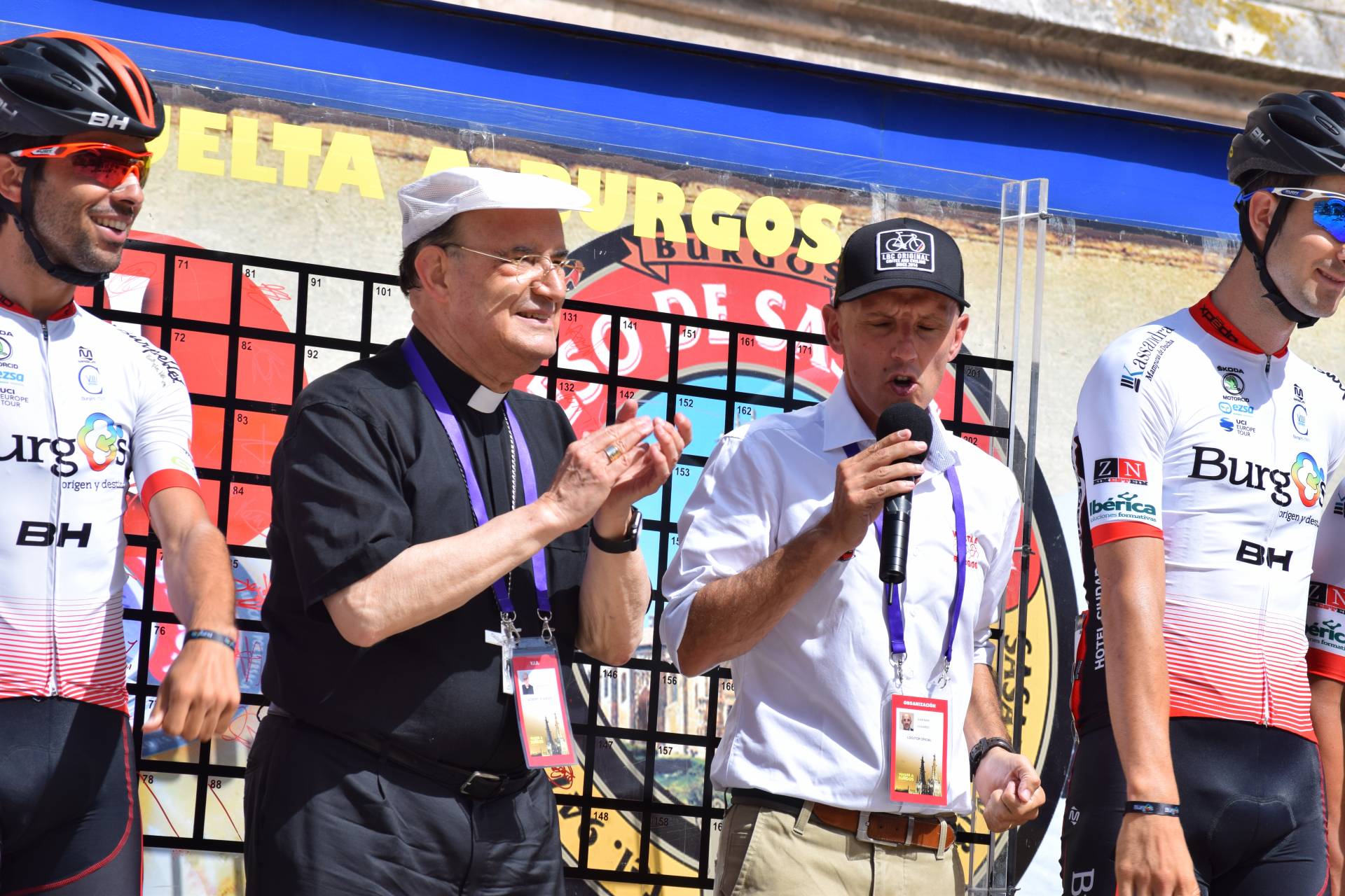 El arzobispo marca el comienzo de la Vuelta Ciclista a Burgos 3 vuelta ciclista burgos_2