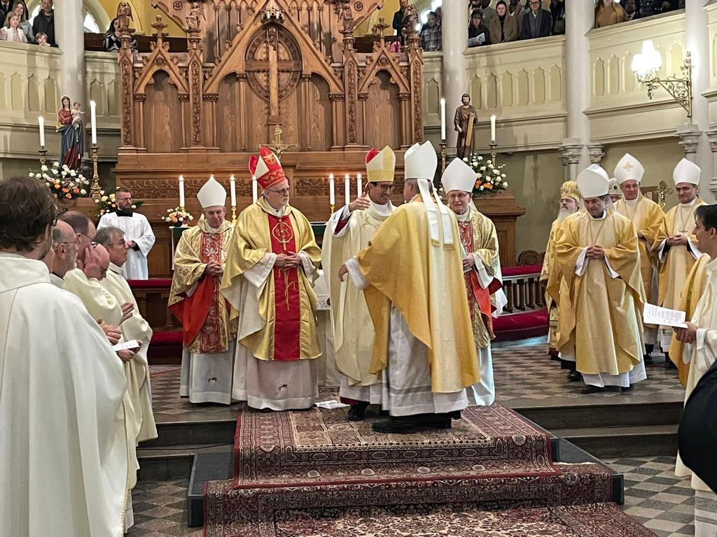 Mons. Iceta participa en la ordenación del nuevo obispo de Helsinki 2 Mons. Iceta participa en la ordenacion del nuevo obispo de Helsinki
