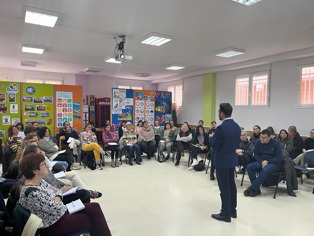Sesenta catequistas de Gamonal participan en una jornada de formación contra la violencia infantil 1 Sesenta catequistas de Gamonal participan en una jornada de formación contra la violencia infantil
