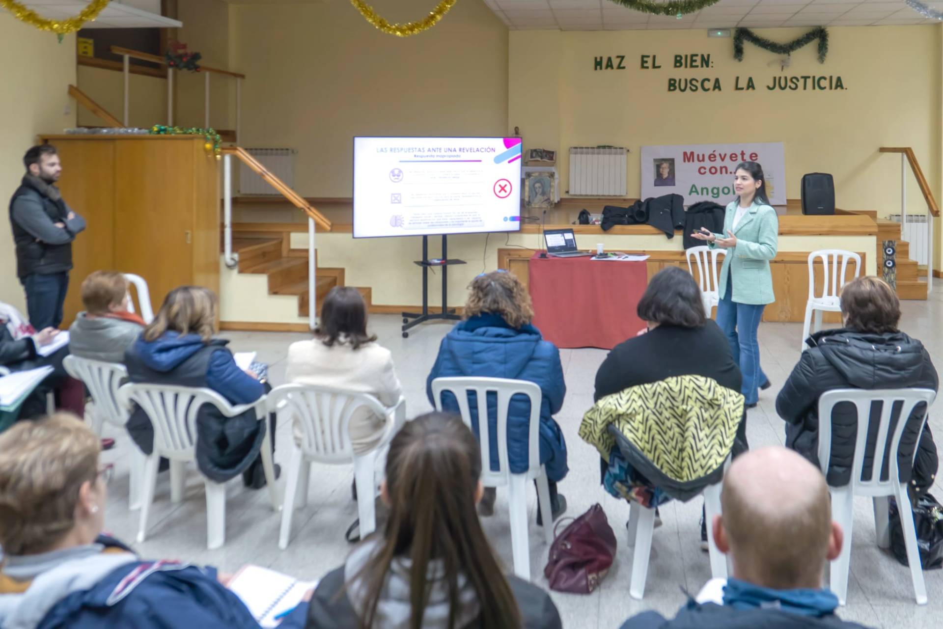 La Oficina de Protección de Menores y Personas Vulnerables de la archidiócesis formó a 180 personas durante 2023 1 Los catequistas del arciprestazgo de Miranda se forman en protección de menores