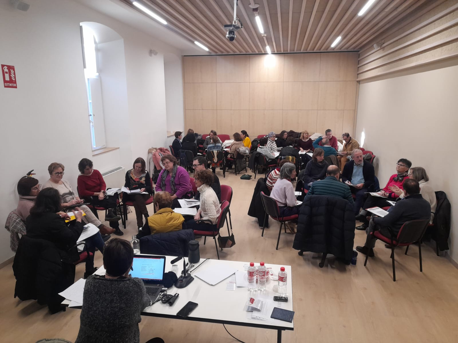 La aceptación incondicional centra el primer curso específico de la Escuela de la Escucha 6 La aceptación incondicional centra el primer curso específico de la Escuela de la Escucha