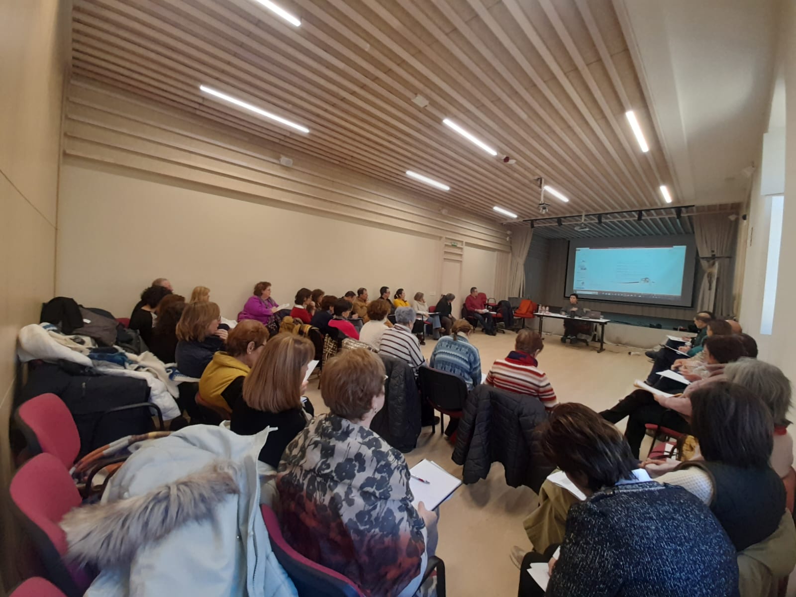 La aceptación incondicional centra el primer curso específico de la Escuela de la Escucha 5 La aceptación incondicional centra el primer curso específico de la Escuela de la Escucha